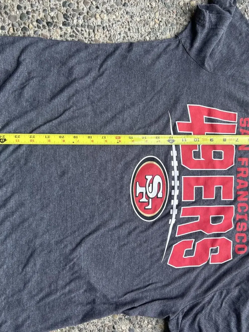 NFL Team Apparel 49ers Gray Tee Men’s L + Vintage 49ers Beanie Football Fan